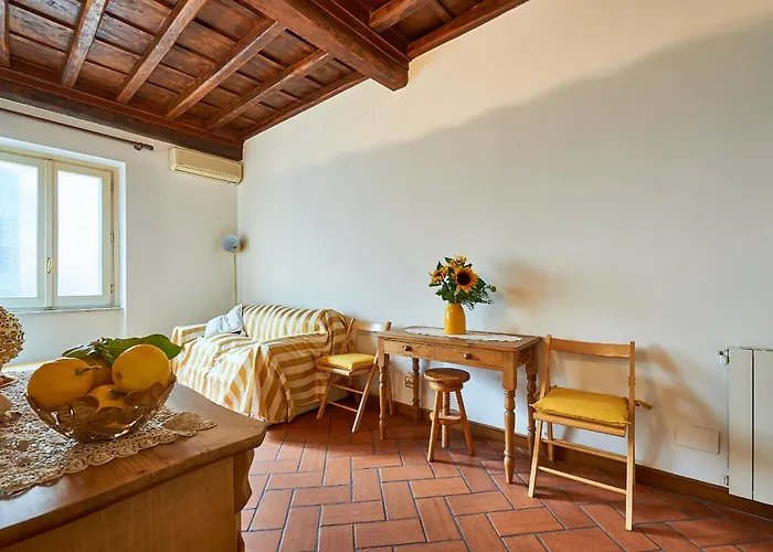 La Perla Di Trevi 아파트 *